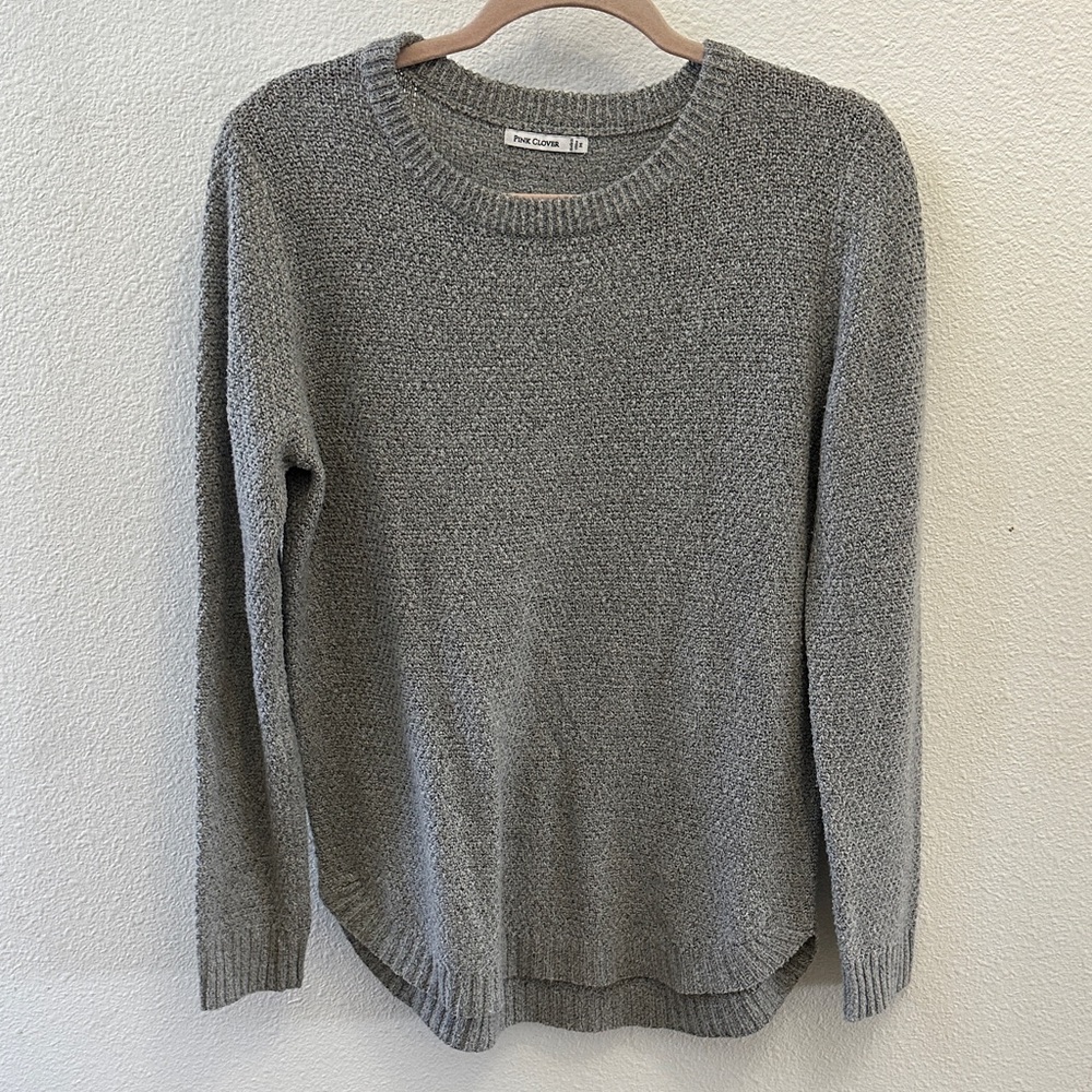 Pink Clover Light Gray Crew Neck Sweater